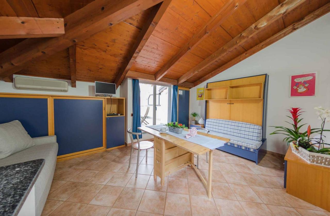 Residenza Adelaide Aparthotel Finale Ligure Exterior foto