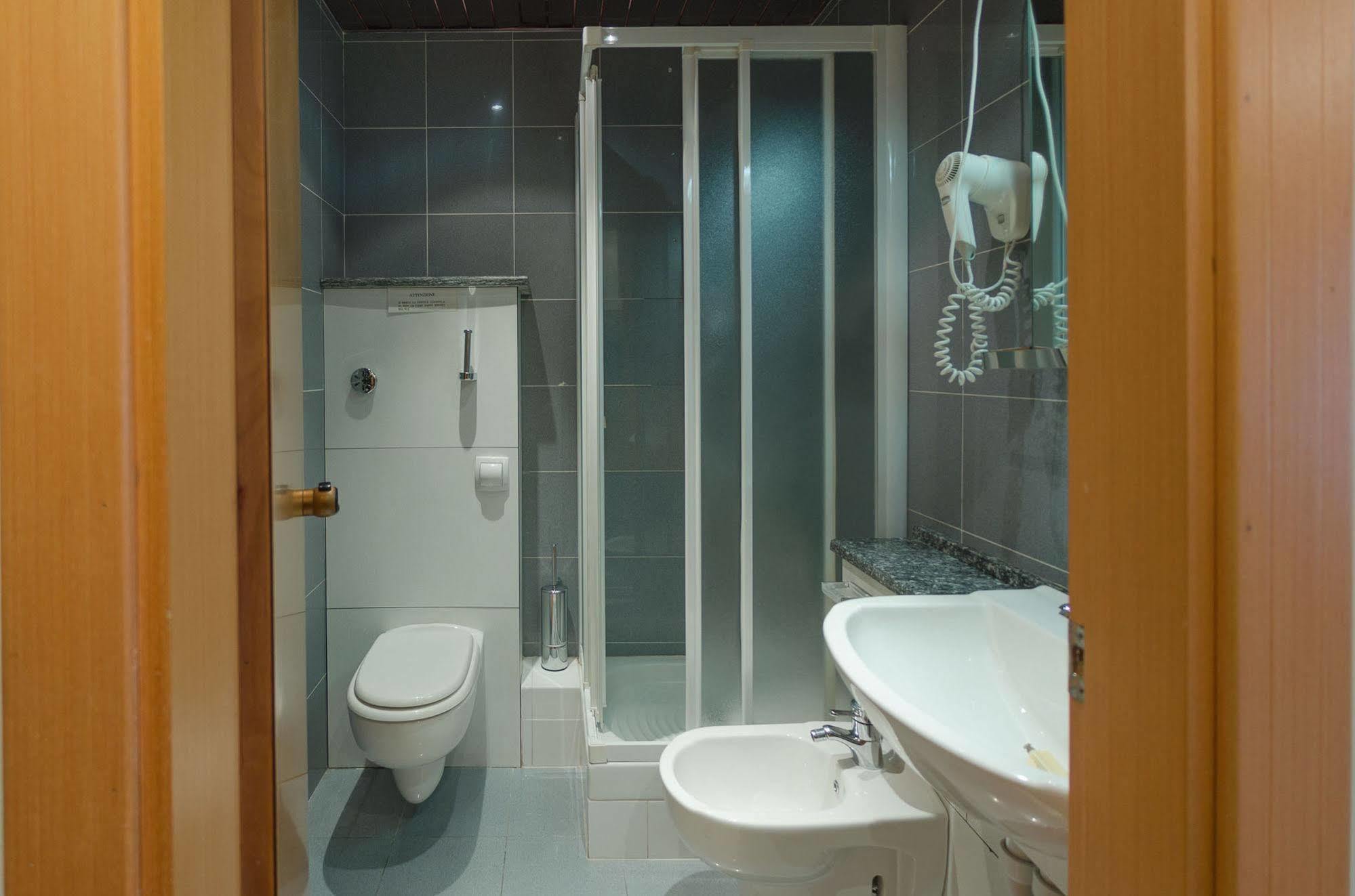 Residenza Adelaide Aparthotel Finale Ligure Exterior foto