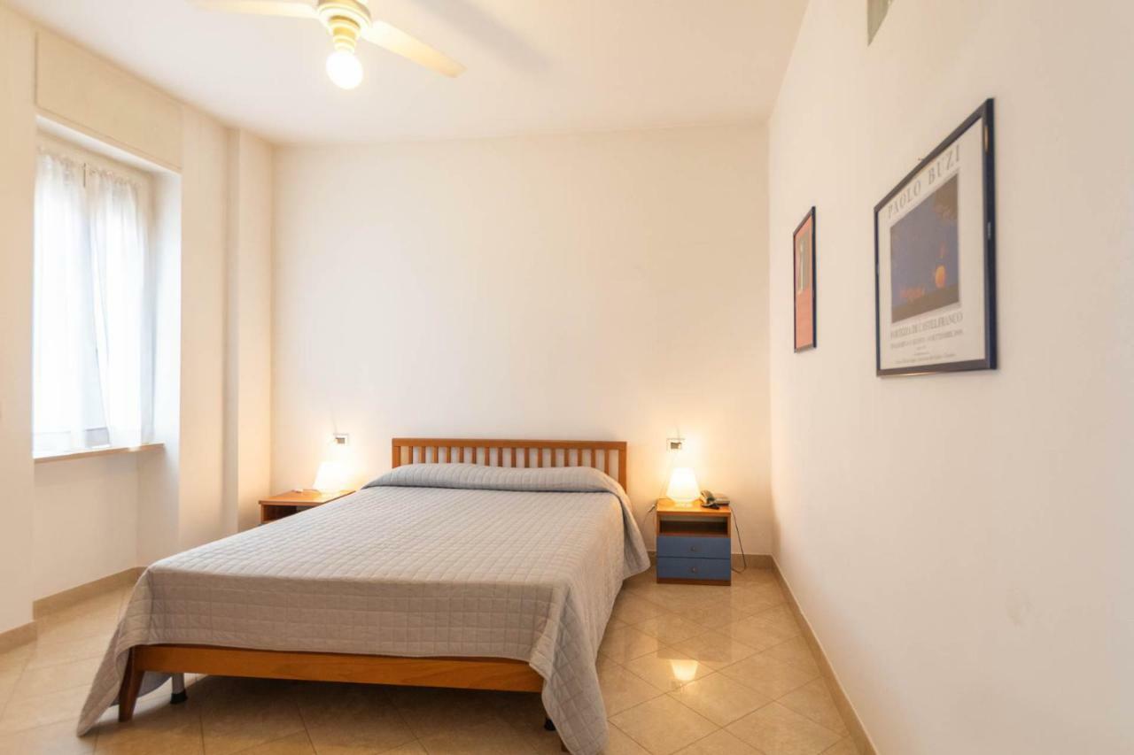 Residenza Adelaide Aparthotel Finale Ligure Exterior foto